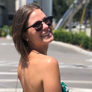 Meet your Posher, Suzan